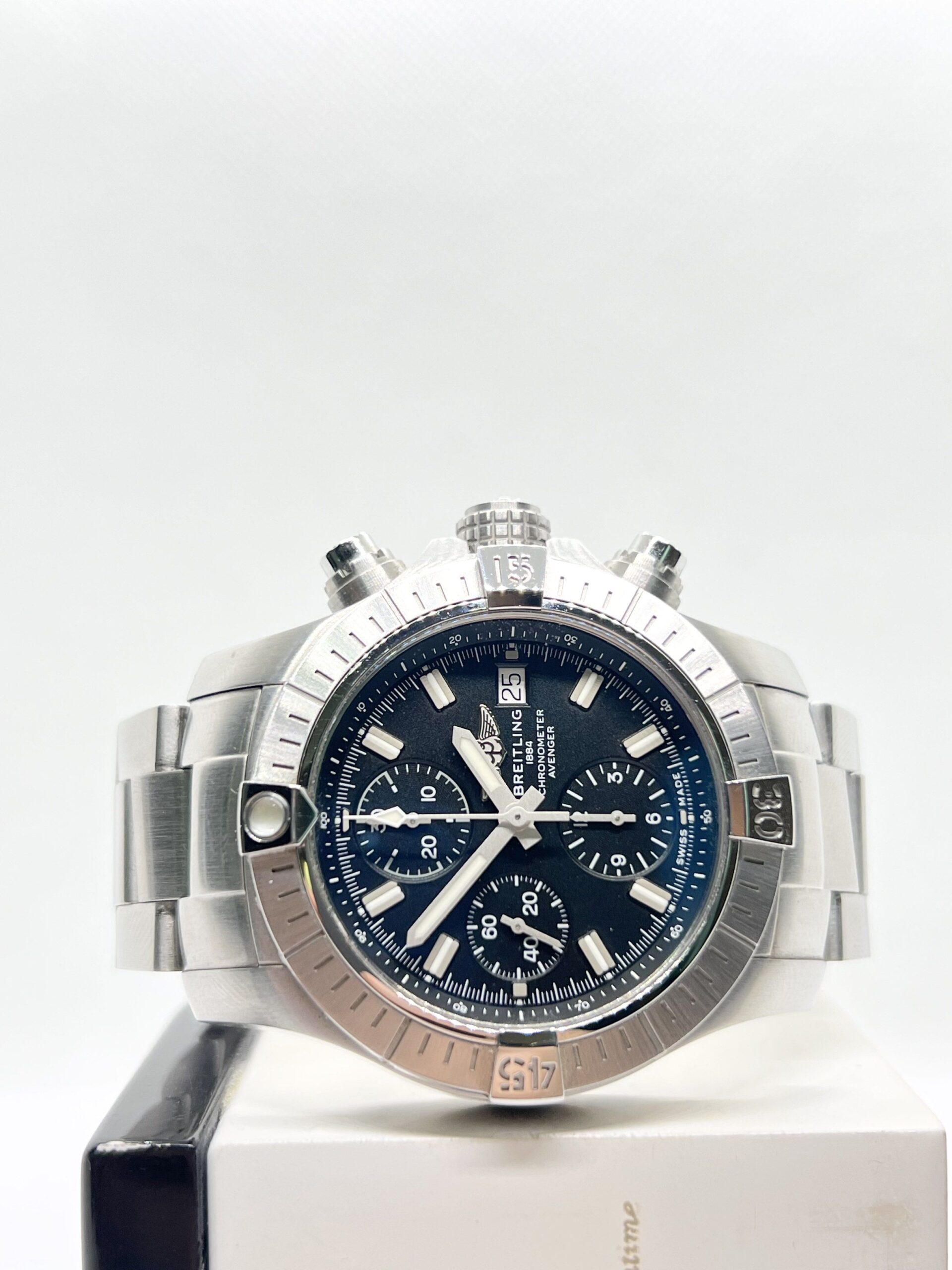 pre owned breitling avenger ch 1769340819 6017dea1 progressive