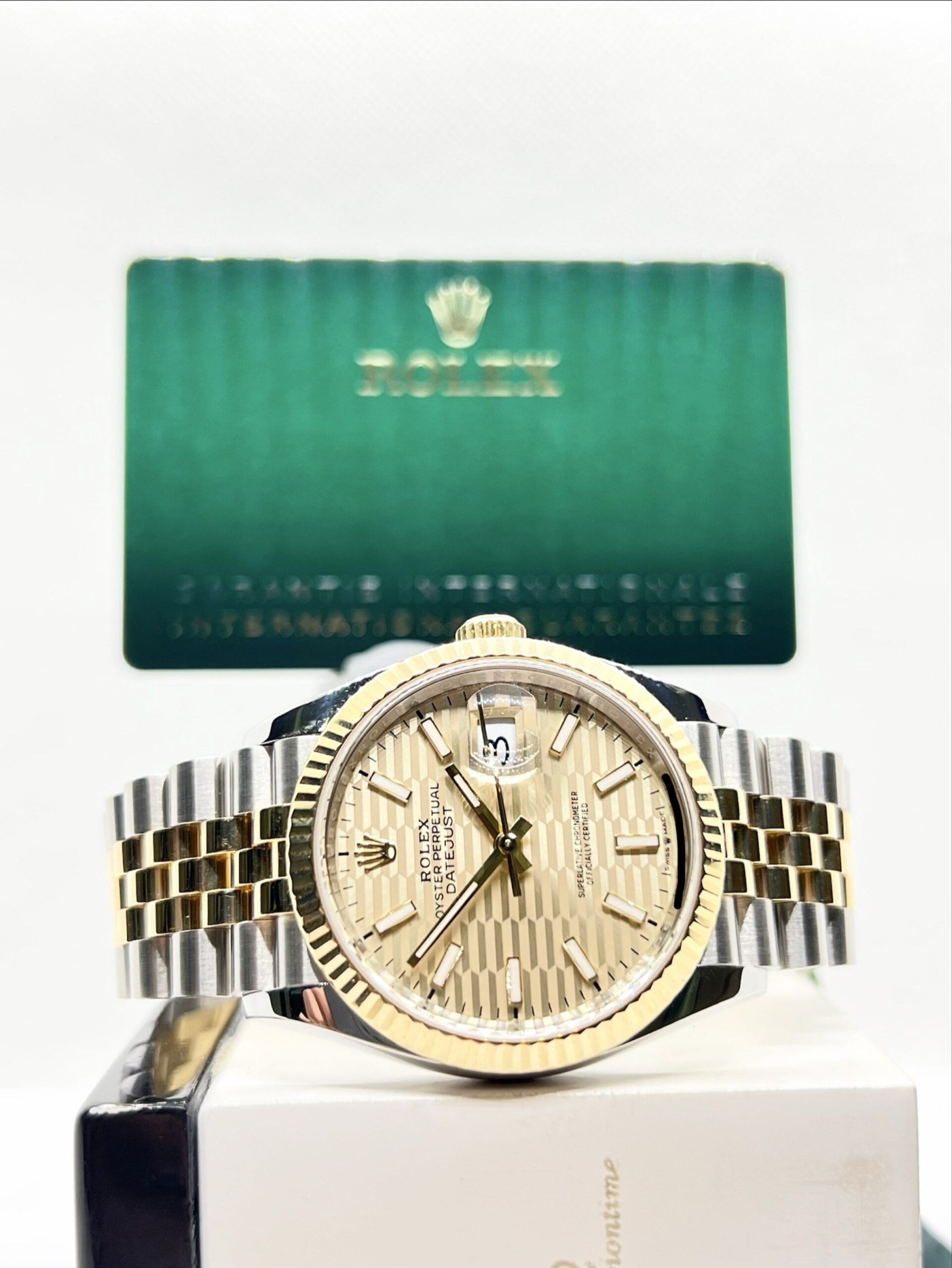 pre owned rolex oyster datejus 1770120685 b4635a90 progressive