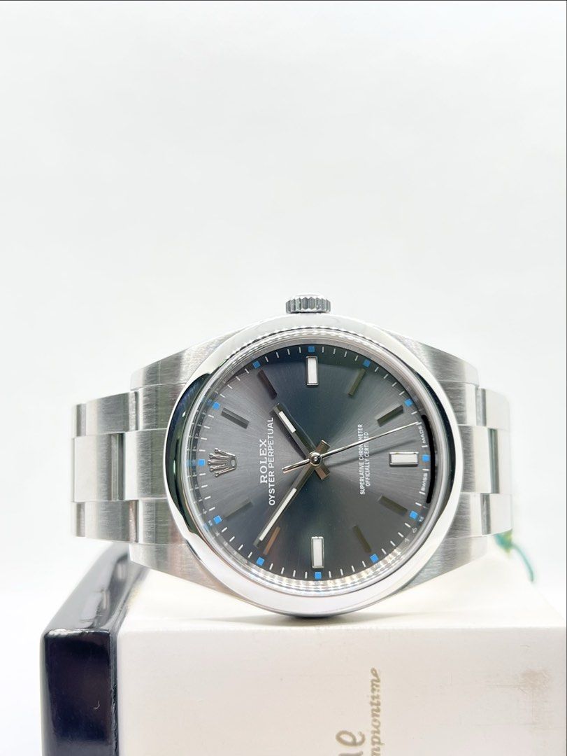 Oyster Perpetual 39 114300