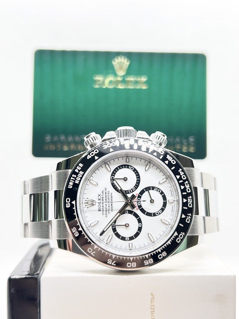 Rolex Daytona 126500LN “Panda”