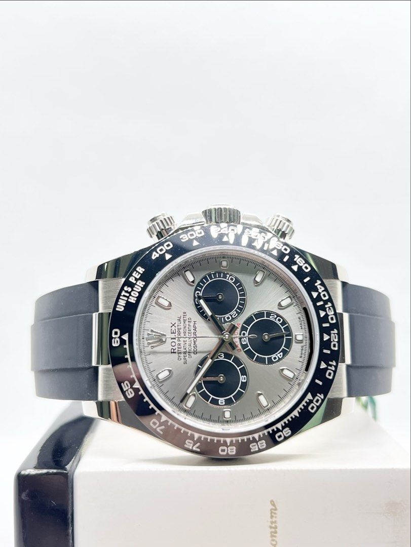Daytona 116519LN “Ghost”