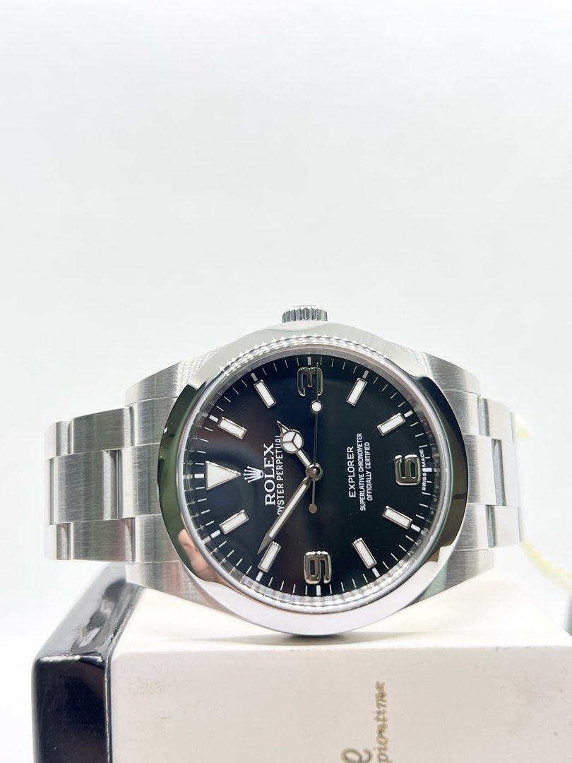 Rolex Explorer I 214270
