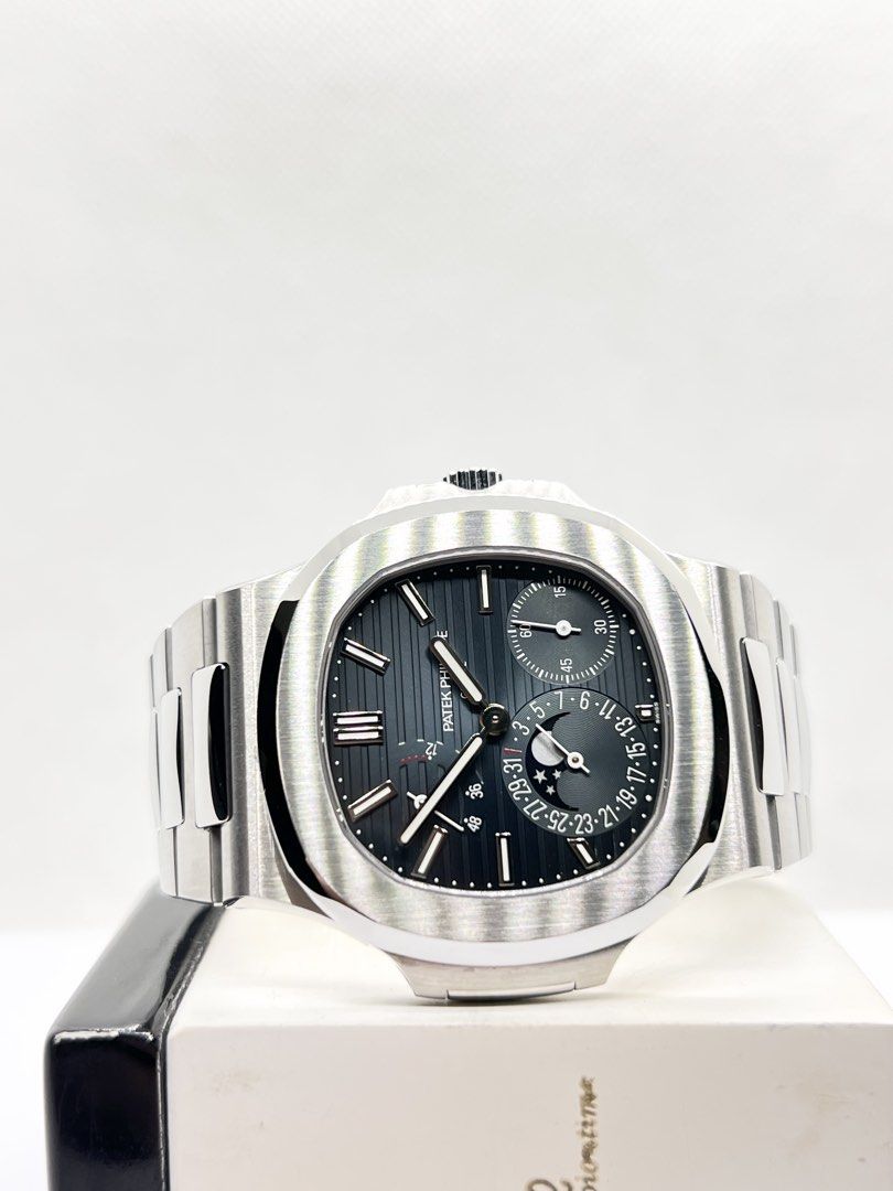 Patek Philippe Nautilus 5712/1A-001