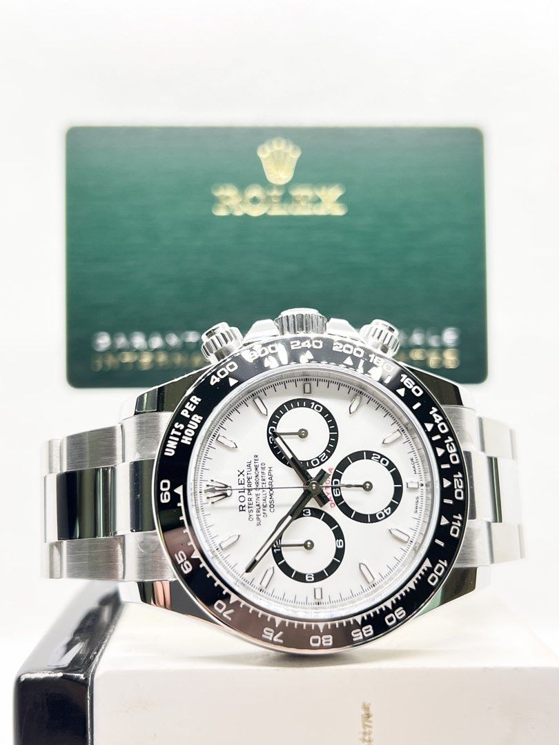 Rolex Oyster Daytona 126500LN “Panda”