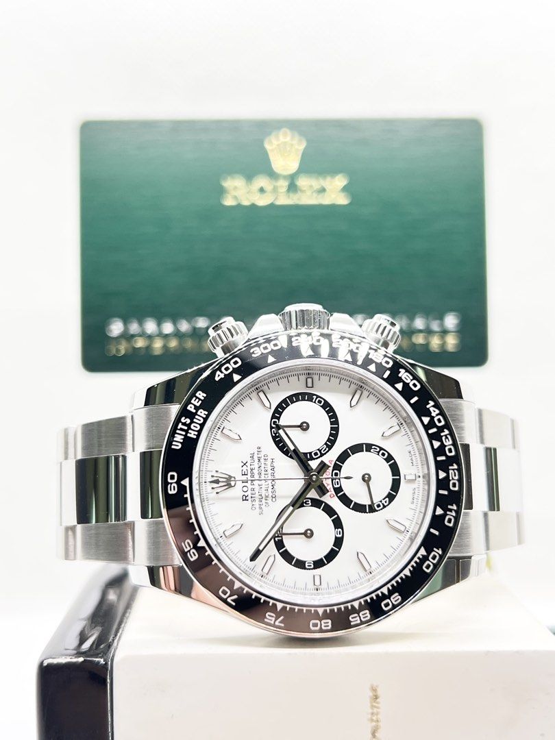 Rolex Oyster Daytona 126500LN “Panda”