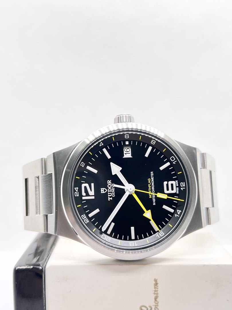 Tudor North Flag 9140G1A0U
