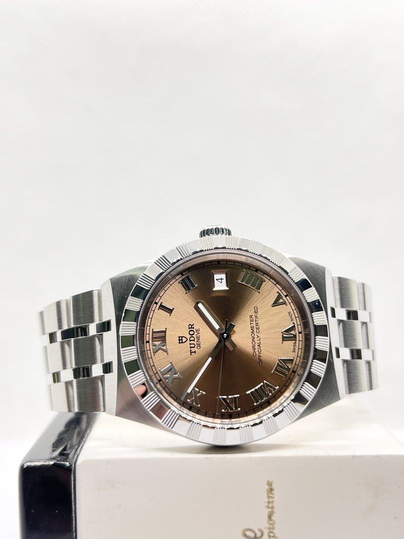 Tudor Royal 36 2836C1A0