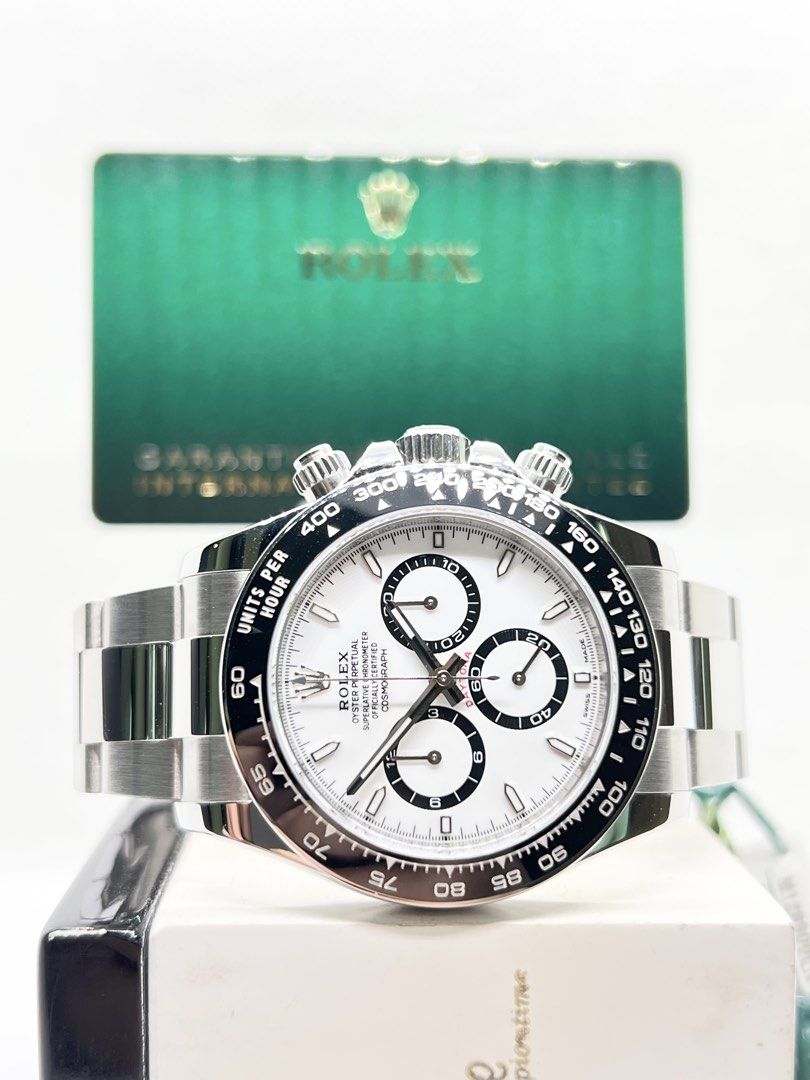 Rolex Oyster Daytona 126500LN “Panda”